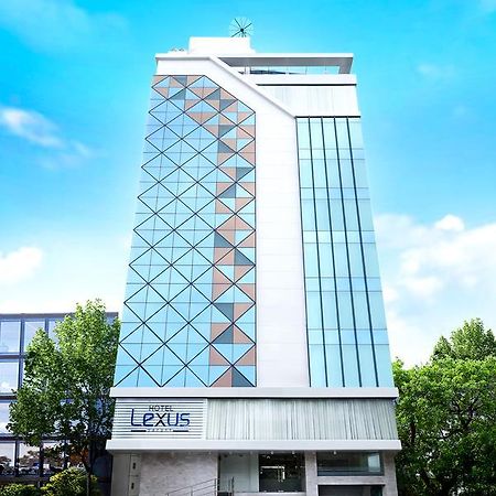 Hotel Lexus Янгон Екстериор снимка