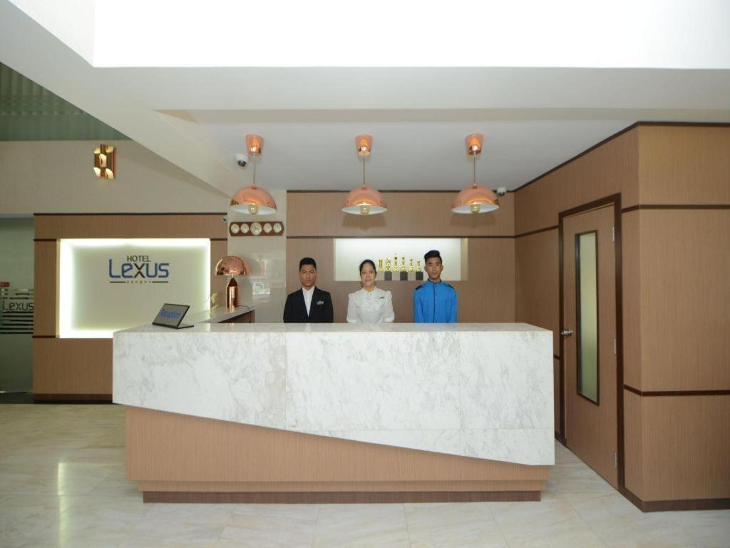 Hotel Lexus Янгон Екстериор снимка