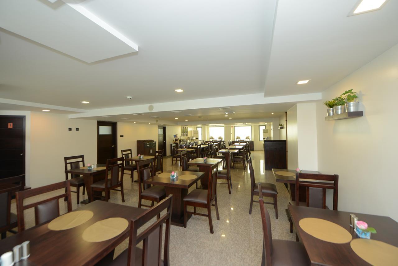Hotel Lexus Янгон Екстериор снимка