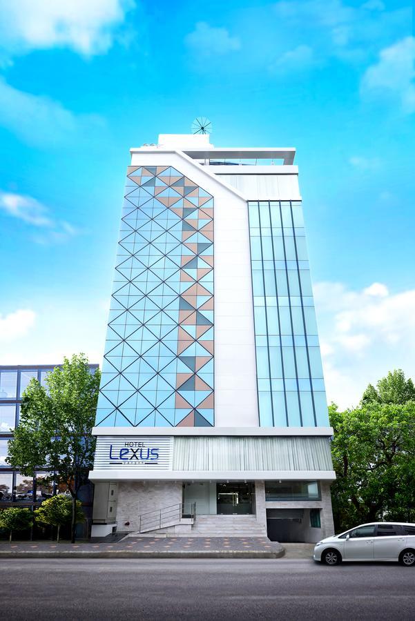 Hotel Lexus Янгон Екстериор снимка